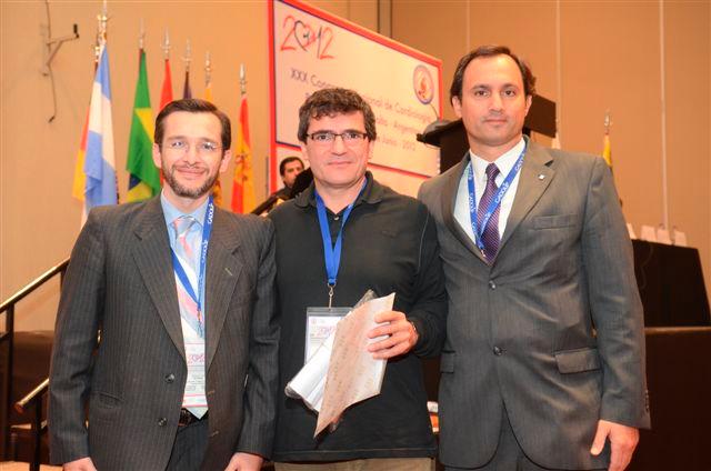 En el centro, el Dr. Mazzadi junto a miembros de la Federación Argentina de Cardiología