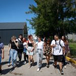 La Escuela Manuel Belgrano recorrió el paseo escultórico del Campus Miguelete
