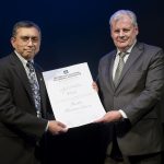 Ajit Varki recibió el título de doctor <i>Honoris Causa</i> de la UNSAM