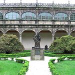 Universidad de Santiago de Compostela: Becas para investigación y docencia