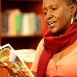 Conversatorio con la escritora ugandesa Doreen Baingana.