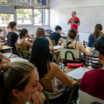 Seminario de formación docente transversal “El género en las aulas: construyendo una mirada crítica”